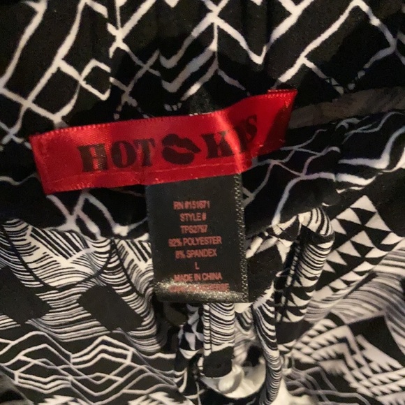 Woman’s opened sided shorts size L - Picture 3 of 3